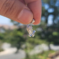 14K or 18K Gold Praying Hands Pendant