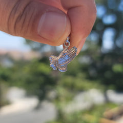 Colgante de manos orando en oro de 14 quilates o 18 quilates