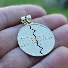 10K, 14K or 18K Gold Breakable Round Mizpah Pendant