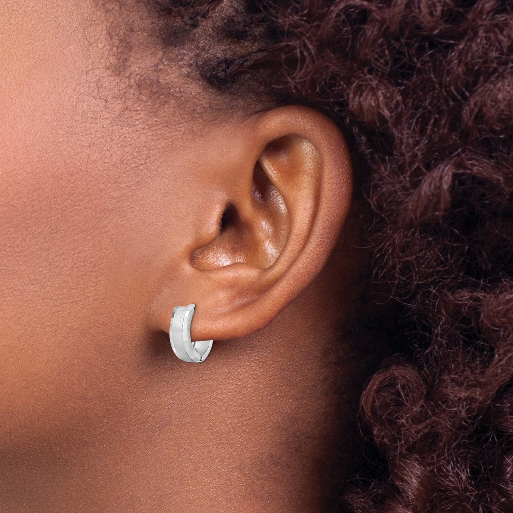 Rhodium-plated Sterling Silver Brushed Patterned Hinged Hoop Earrings