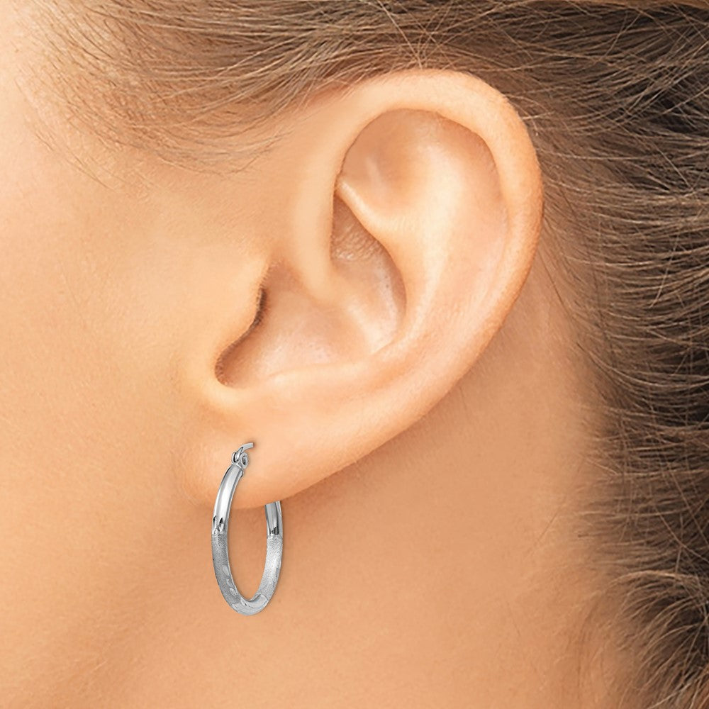 14K White Gold Satin and Diamond-cut 2mm Round Hoop Earrings