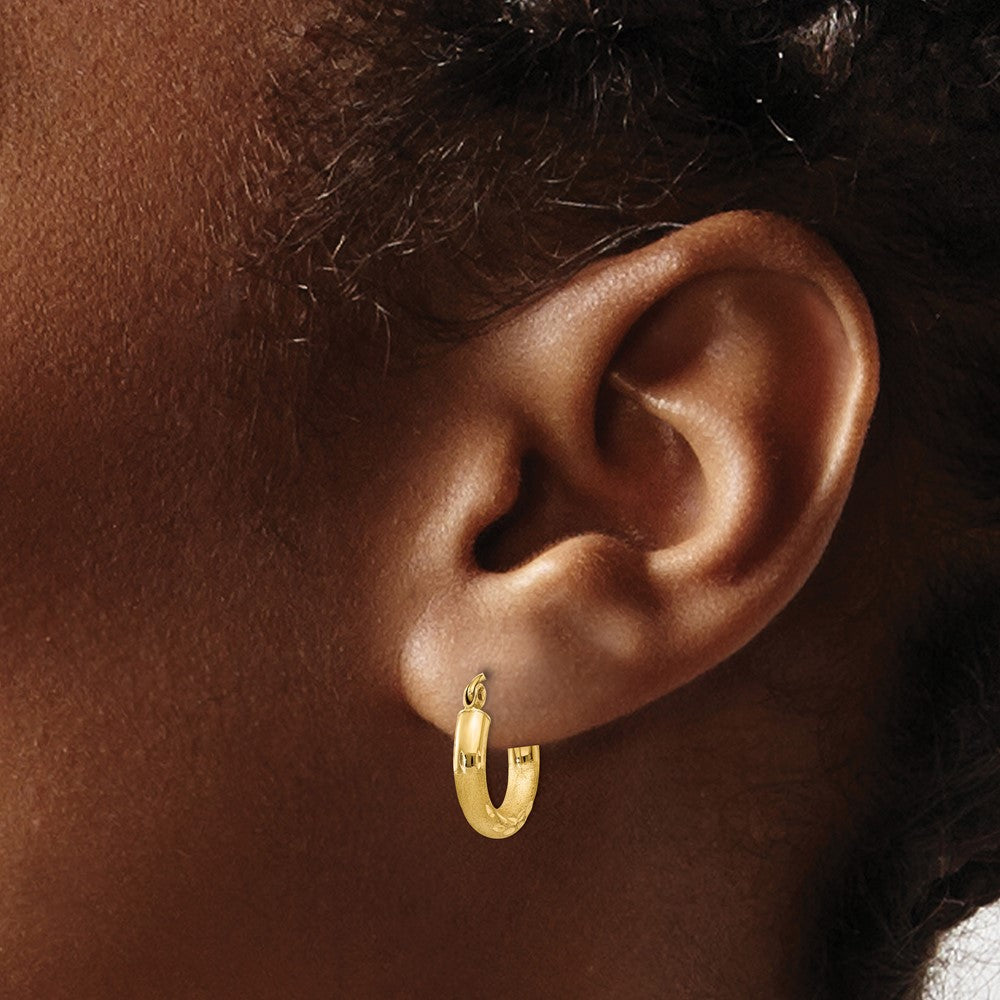 14K Yellow Gold Satin and Diamond-cut 3mm Round Hoop Earrings