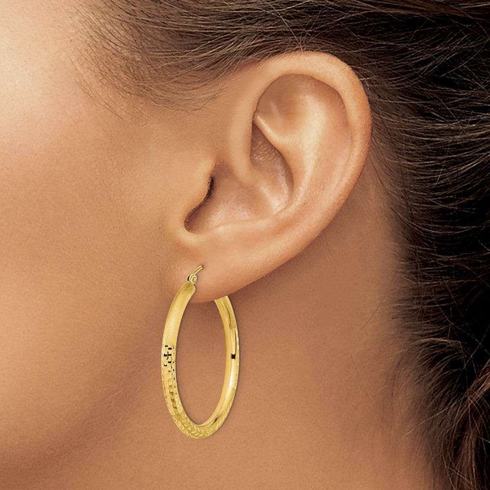 14K Yellow Gold Polished Satin and Diamond-cut Hoop Earrings