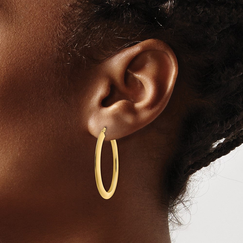 14K Yellow Gold Polished Oval Hoop Earrings
