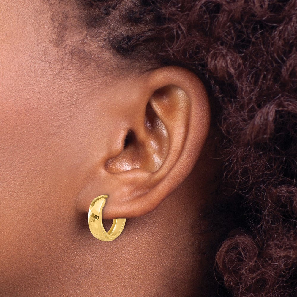 14K Yellow Gold Polished and Diamond-cut Huggie Hoop Earrings