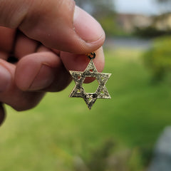 Colgante de estrella de David de plata de ley (bañado en rodio o oro amarillo)