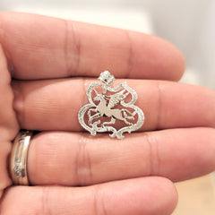 Colgante Pegaso de plata de ley (bañado en rodio o oro amarillo)