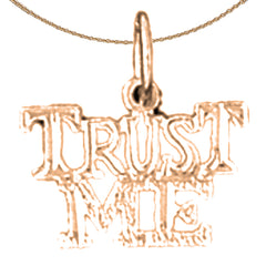 Anhänger mit dem Spruch „Trust Me“ aus 14 Karat oder 18 Karat Gold