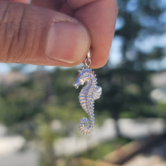 10K, 14K or 18K Gold Seahorse Pendant