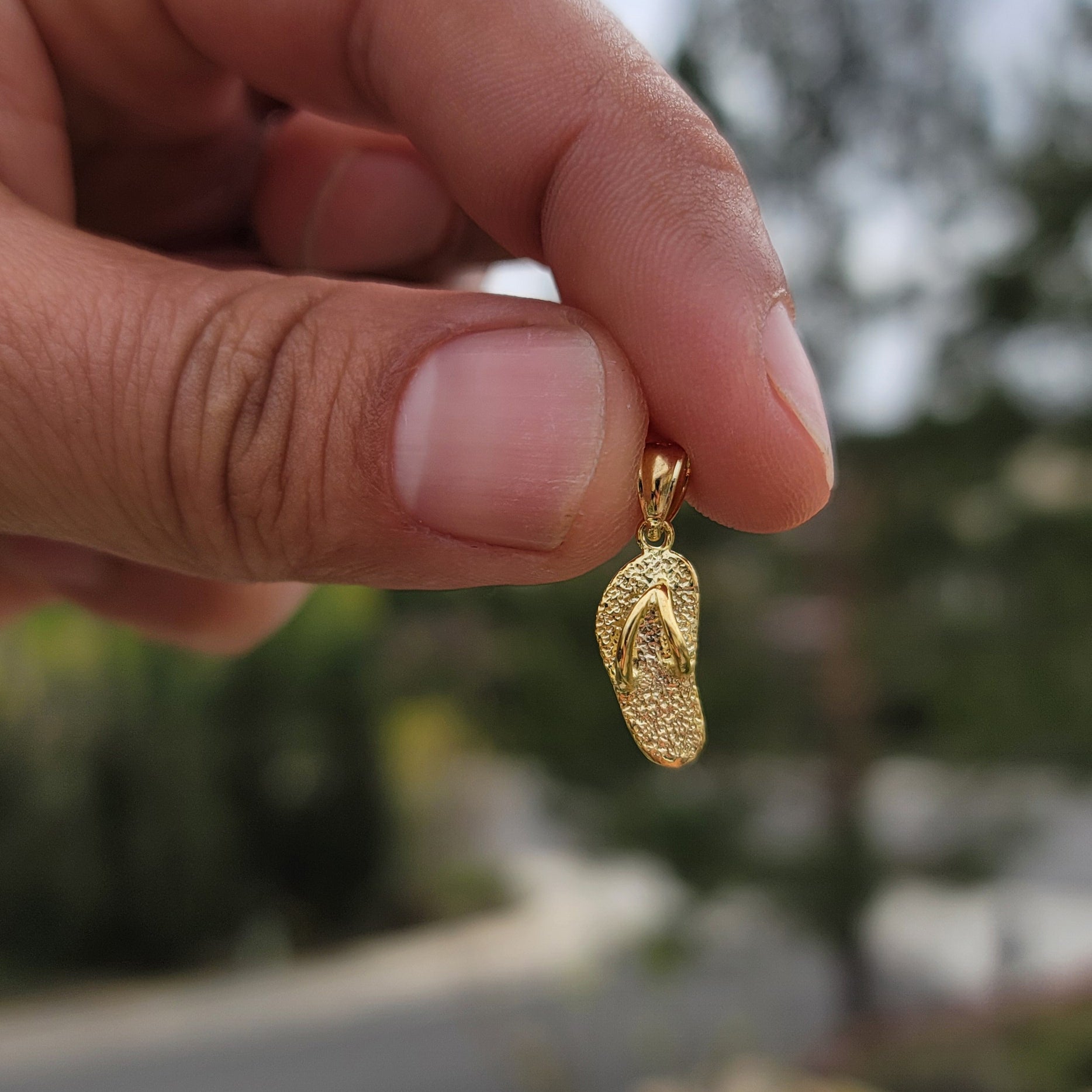 14K or 18K Gold 3D Flip Flop Pendant