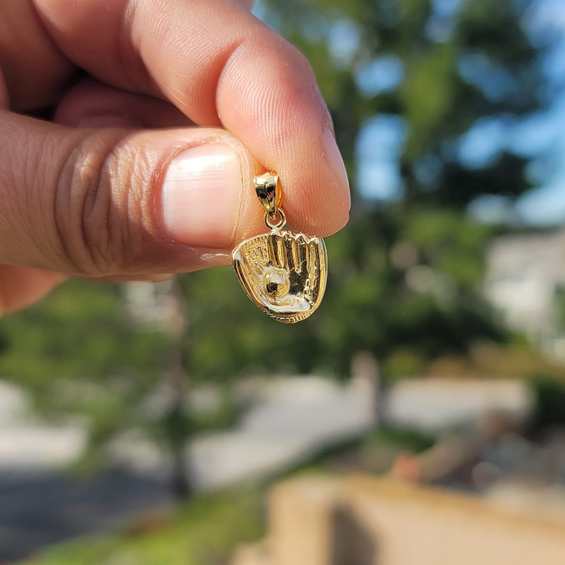 14K or 18K Gold Baseball Glove & Ball Pendant