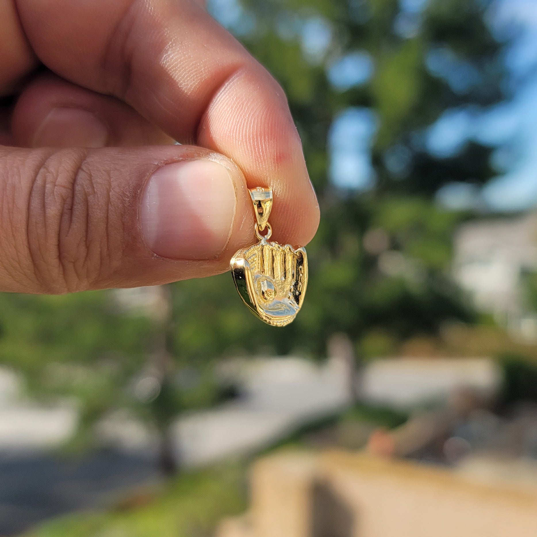 14K or 18K Gold Baseball Glove & Ball Pendant