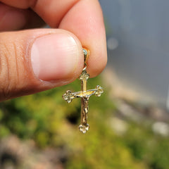 14K or 18K Gold Bottonnee Crucifix Pendant