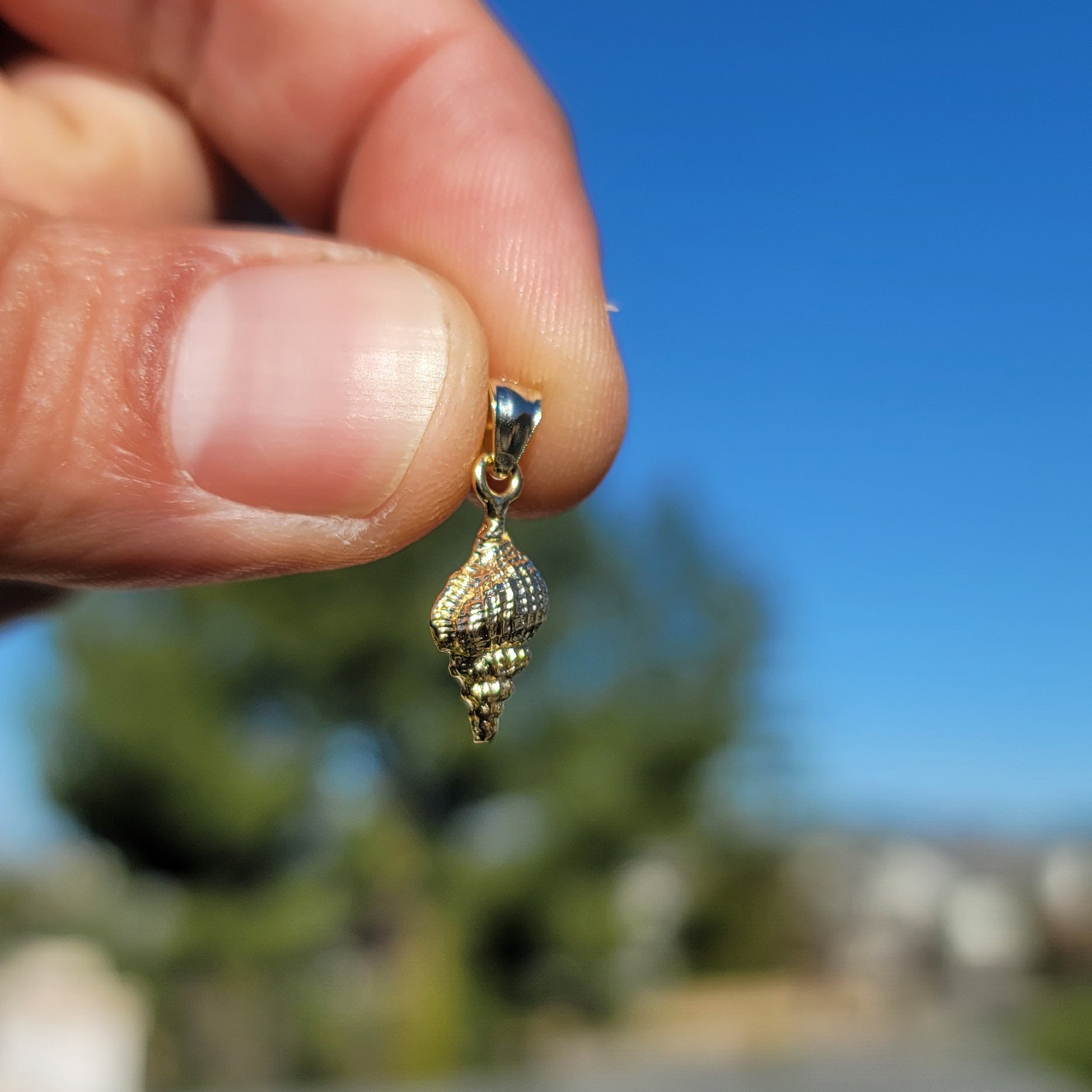 14K or 18K Gold Conch Shell Pendant