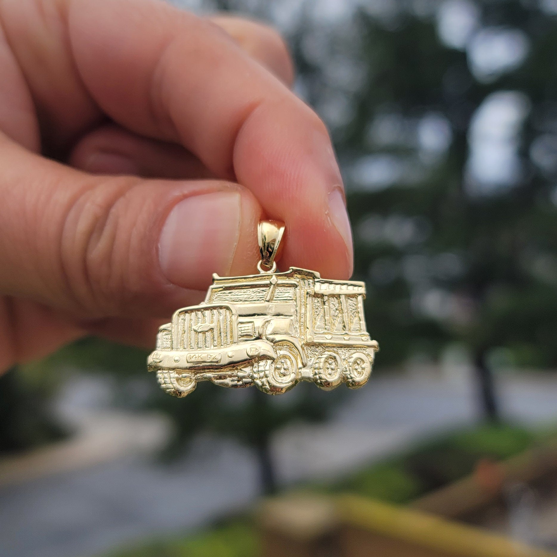 10K, 14K or 18K Gold Dump Truck Pendant