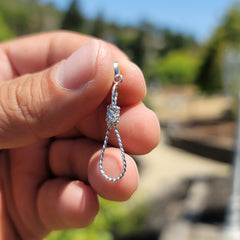 14K or 18K Gold 3D Noose Pendant