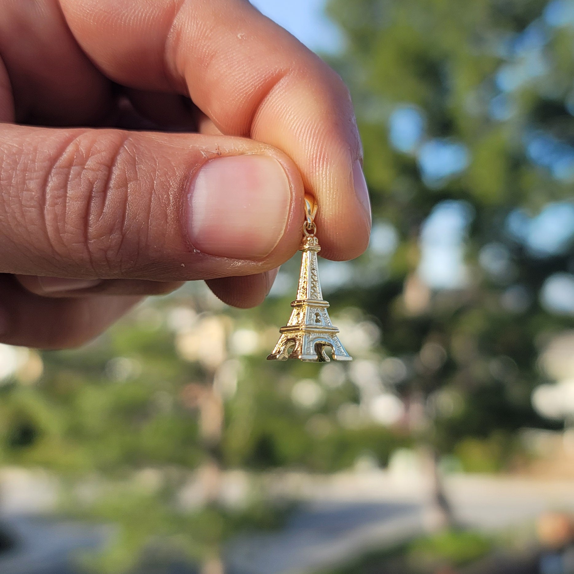 14K or 18K Gold 3D Eiffel Tower Pendant