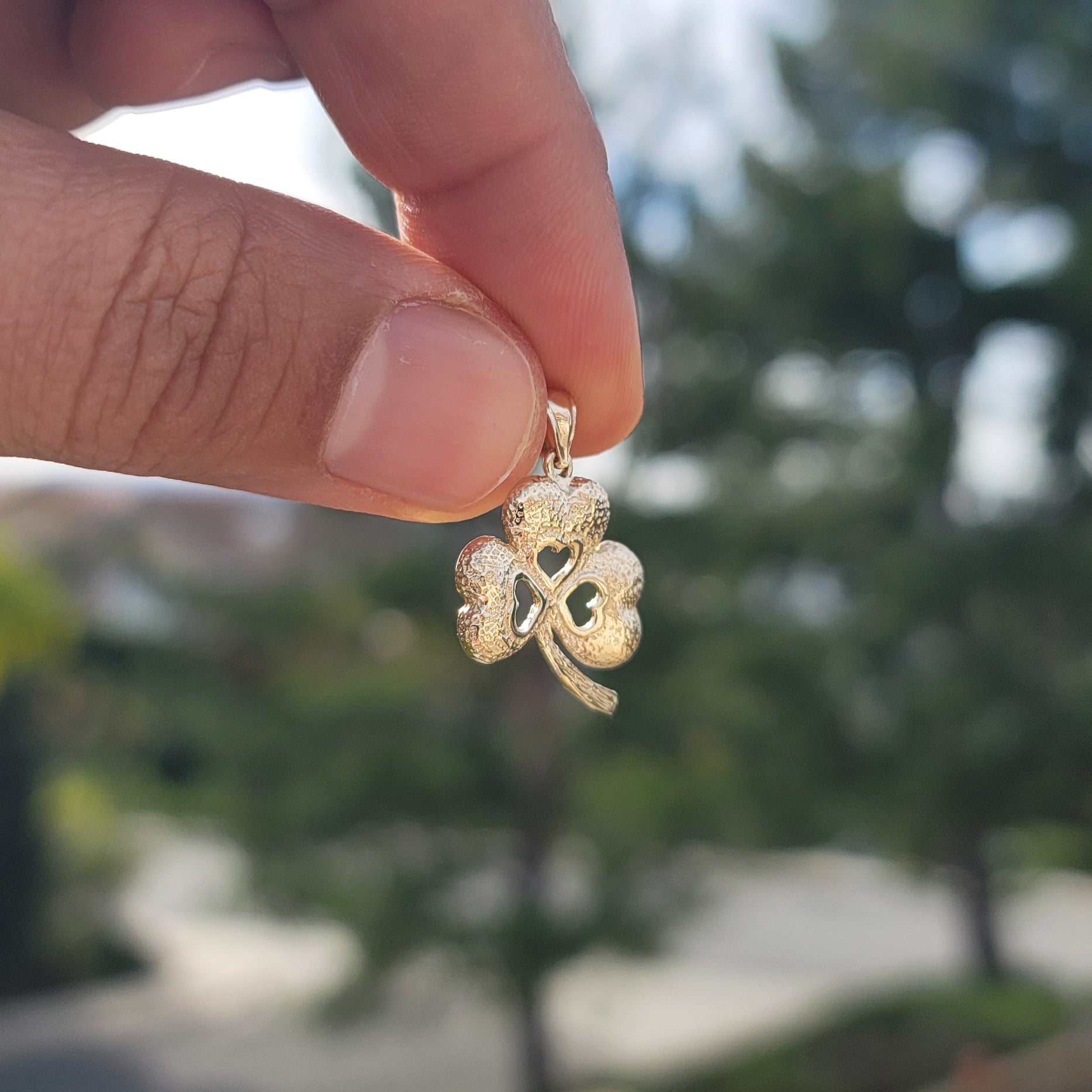 10K, 14K or 18K Gold Shamrock, Clover Pendant