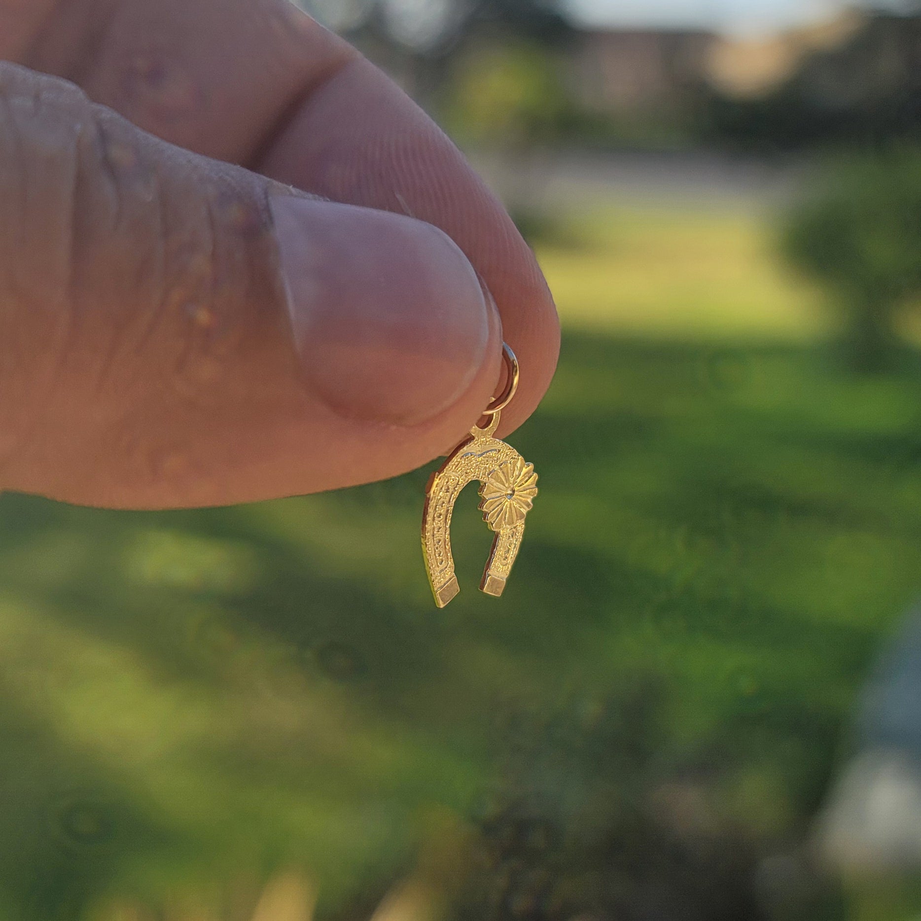 14K or 18K Gold Horseshoe With Clover, Shamrock Pendant