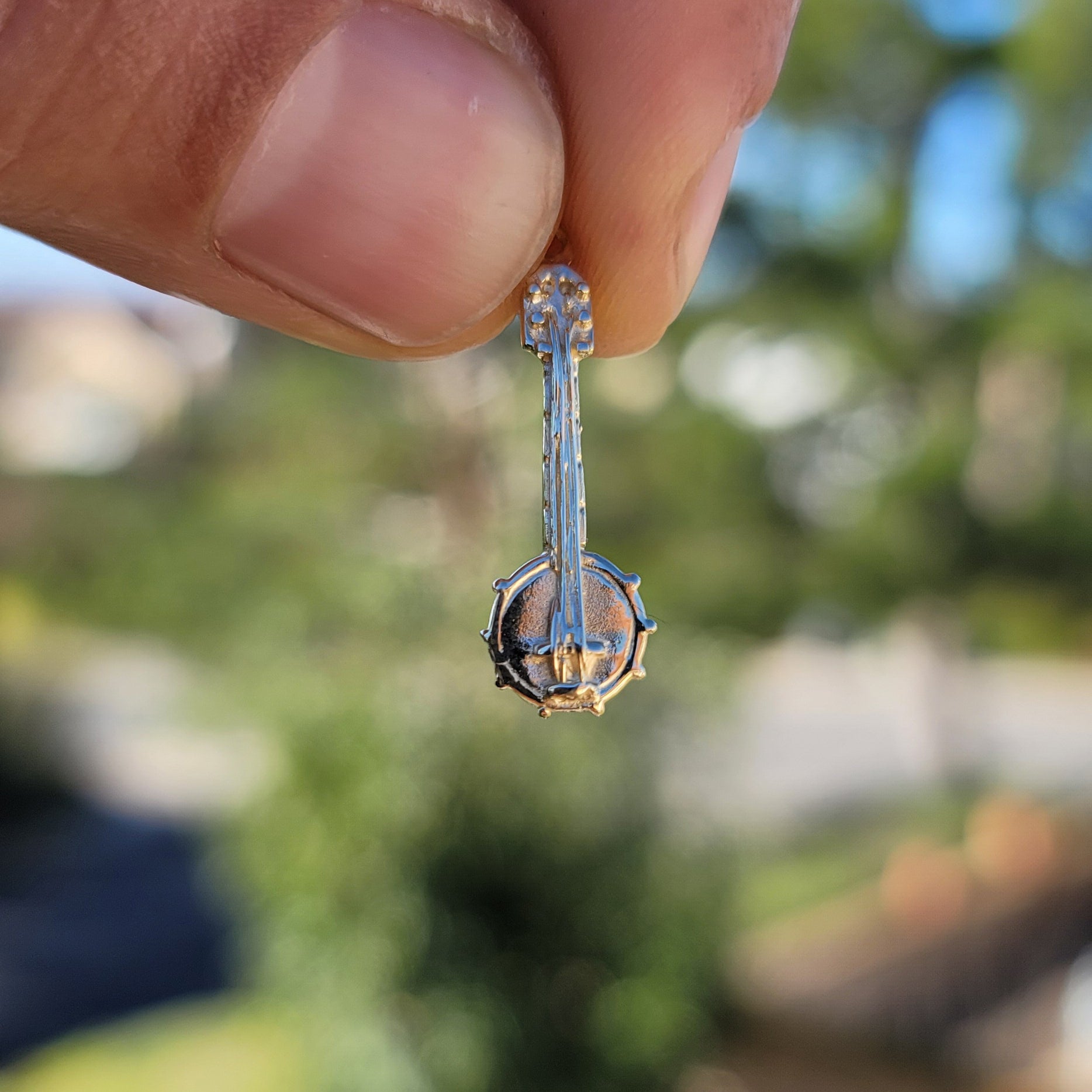 14K or 18K Gold Banjo Pendant