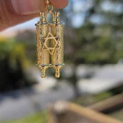 10K, 14K or 18K Gold Jewish Torah Scroll with Star Pendant