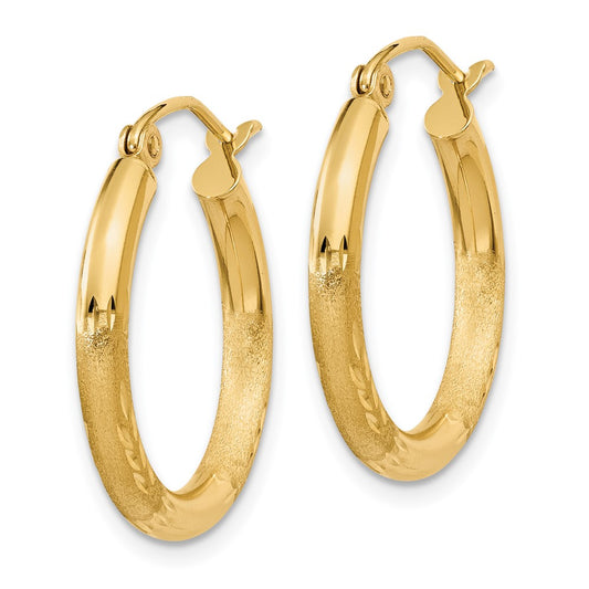 14K Yellow Gold Satin and Diamond-cut 2.5mm Round Hoop Earrings