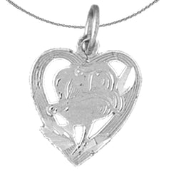 Colgante de corazón con flor de plata de ley (bañado en rodio o oro amarillo)